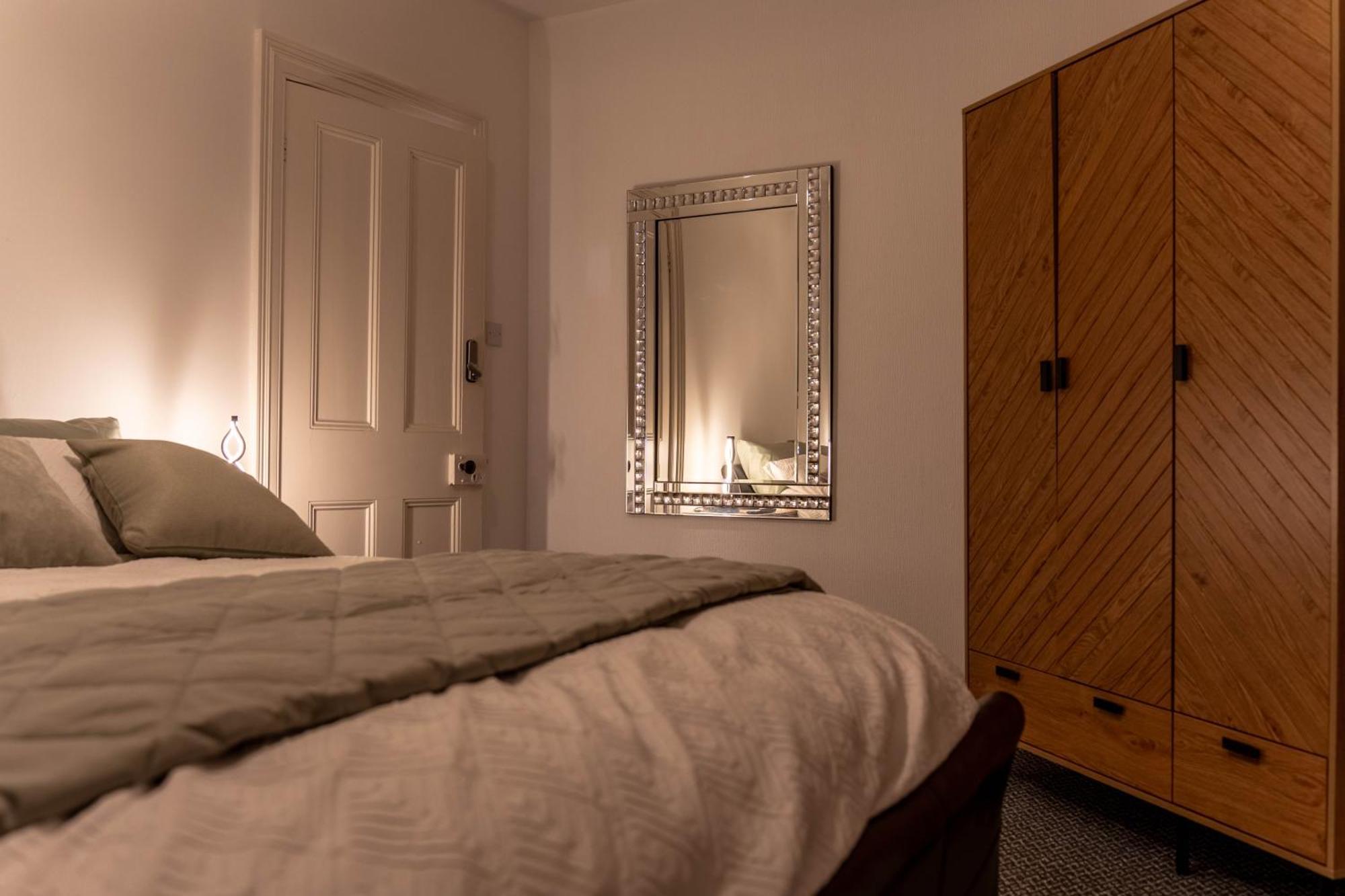 Lodging In Carrickfergus Centre Extérieur photo